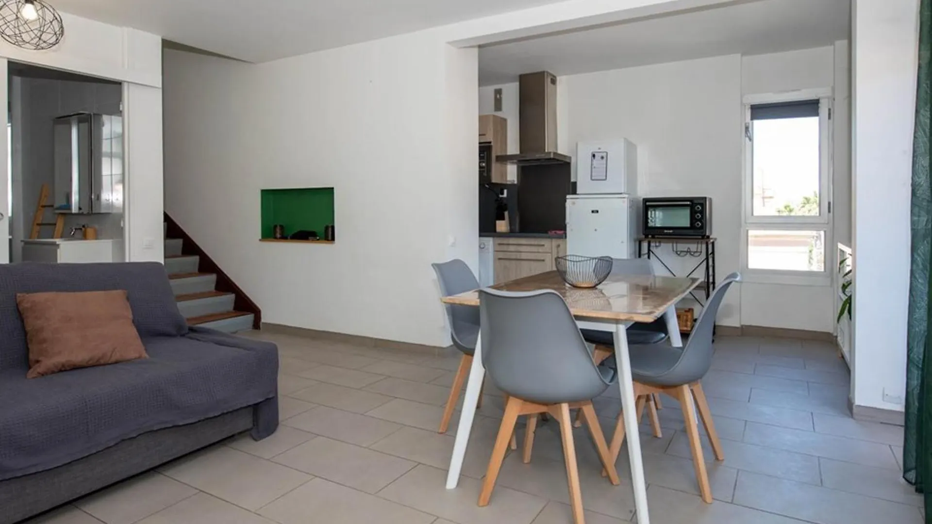 Apartment T2 Climatise Au Lavandou Avec Wifi Et Parking - 4 Pers - Fr-1-803-77 Le Lavandou